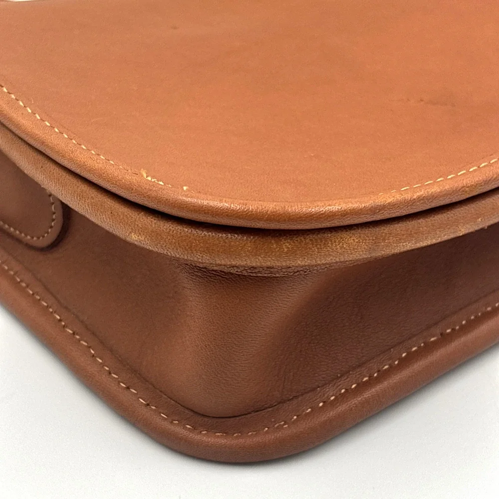 Vintage Coach 1116 Flap British Tan Leather Crossbody Purse Bag Classic